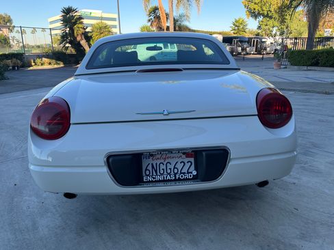 Used 2002 Ford Thunderbird image 13