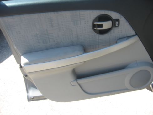 Used 2006 Chevrolet Equinox LS FWD image 8