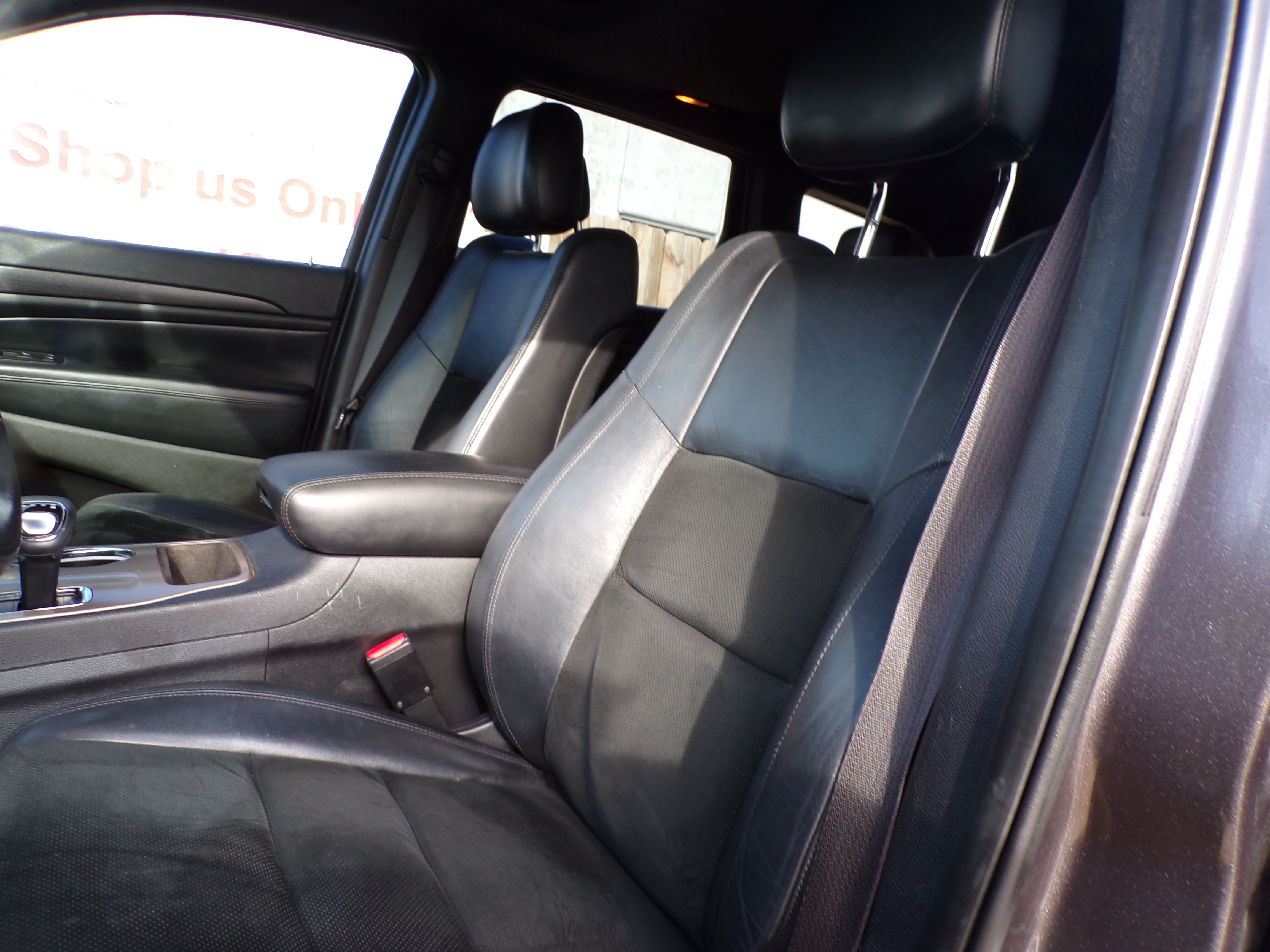 Used 2015 Jeep Grand Cherokee Altitude RWD image 6