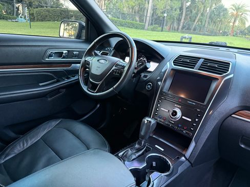 Used 2019 Ford Explorer FWD Limited image 75