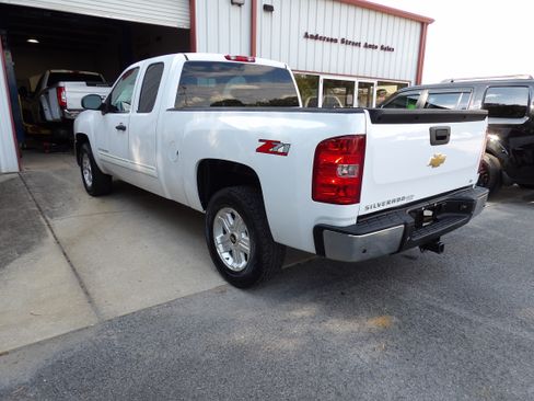 Used 2013 Chevrolet Silverado 1500 LT Z71 image 2
