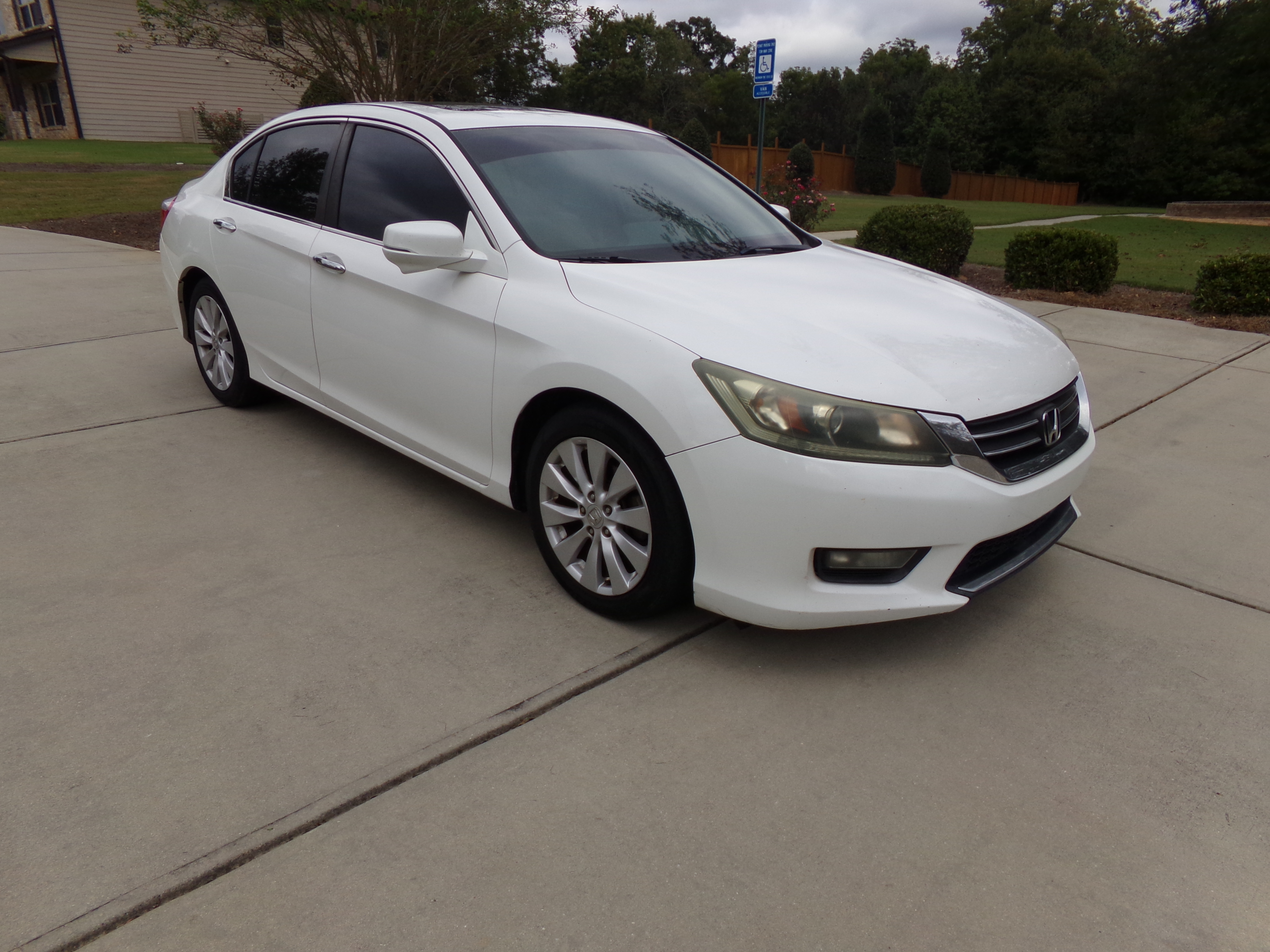 Used 2015 Honda Accord EX Sedan image 7