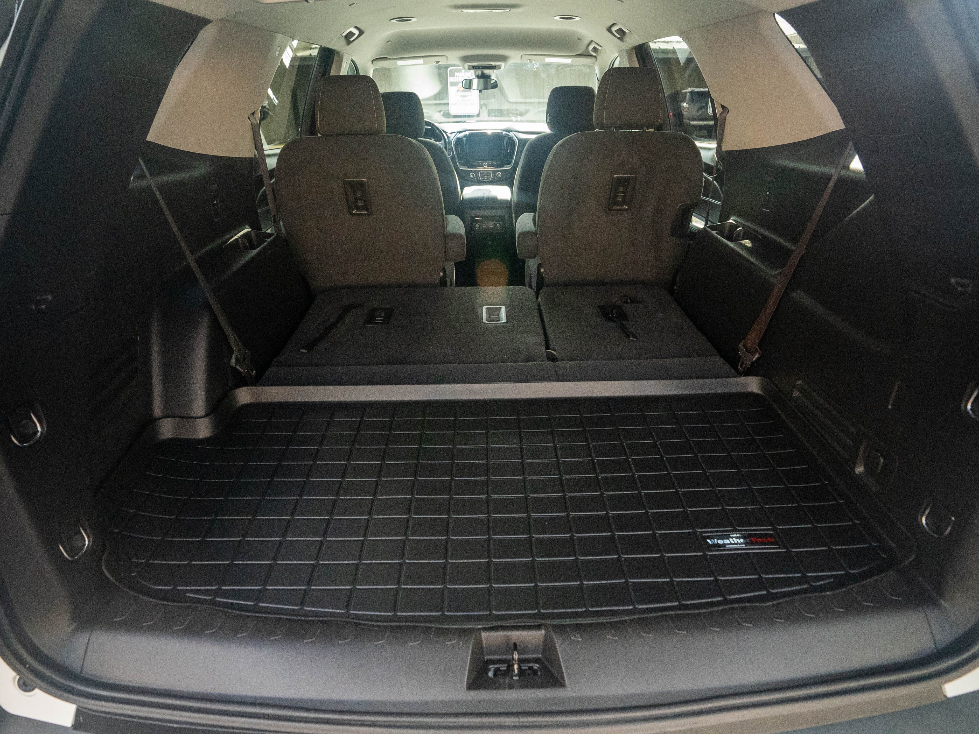 Used 2021 Chevrolet Traverse AWD LT image 52