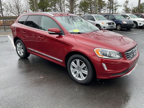 Used 2017 Volvo XC60 T5 Inscription image 6