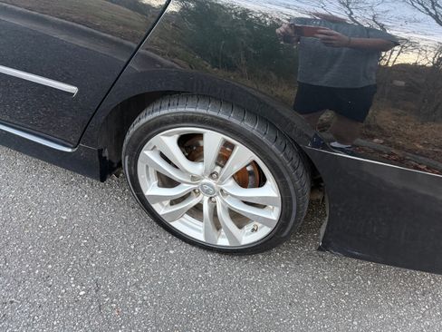 Used 2010 INFINITI M35 image 9