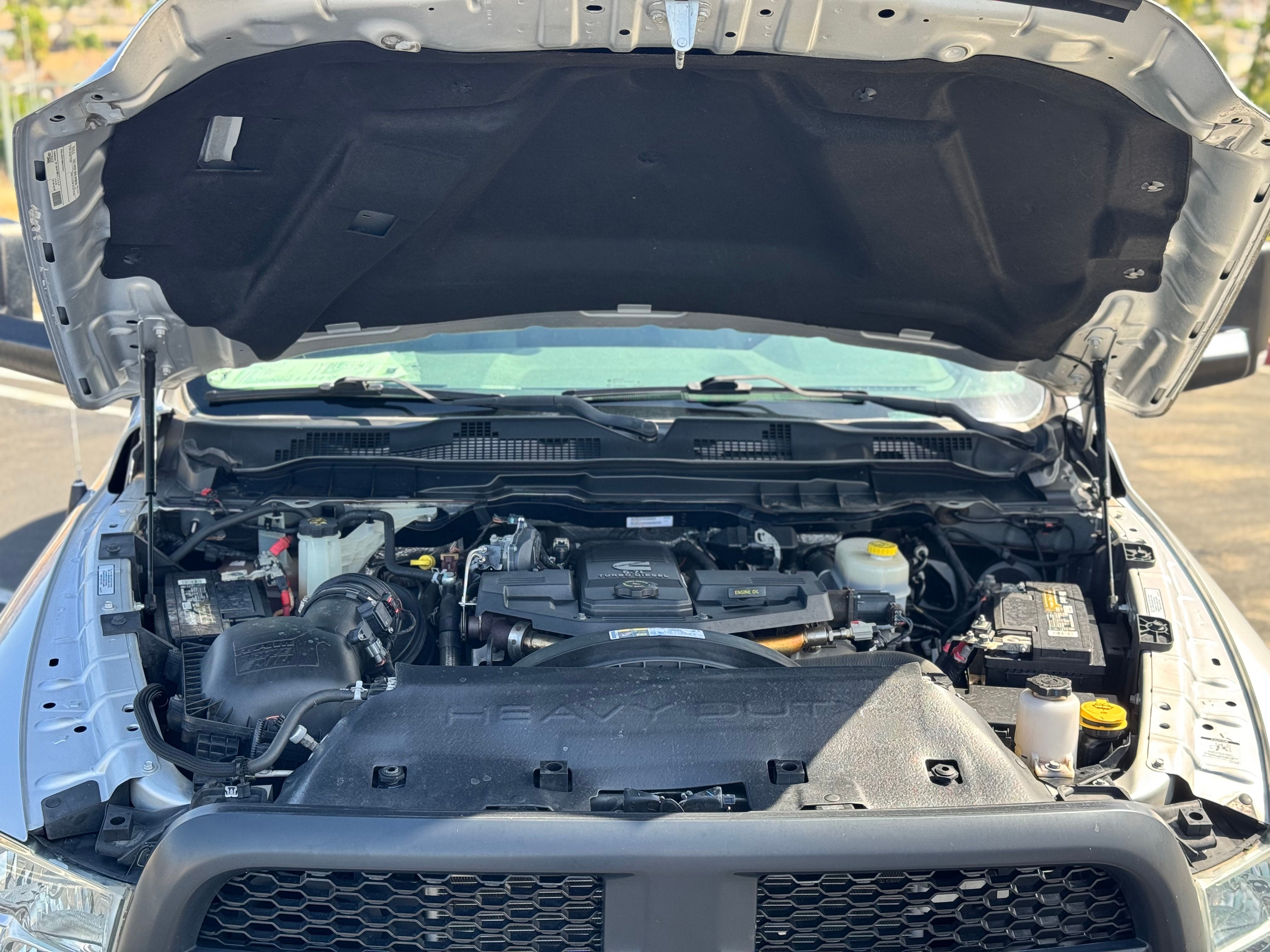 Used 2016 RAM 3500 ST AWD/4WD image 9