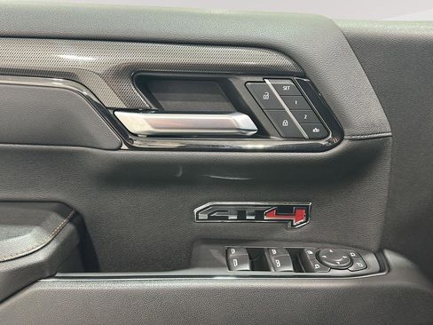 Used 2024 GMC Sierra 1500 AT4 image 23