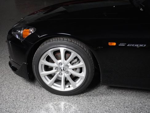 Used 2006 Honda S2000 image 3
