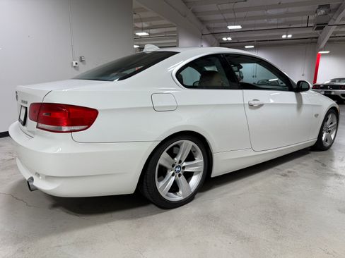 Used 2008 BMW 335i Coupe RWD image 4