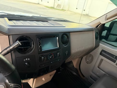 Used 2009 Ford F250 XL image 73