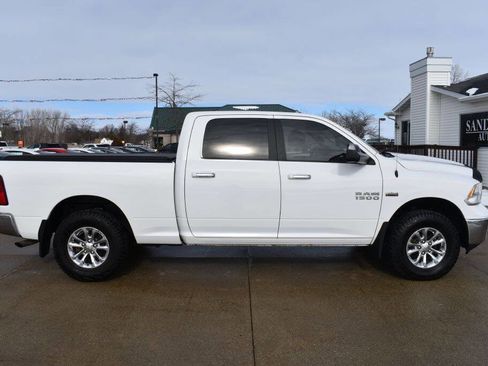 Used 2017 RAM 1500 Classic SLT image 2