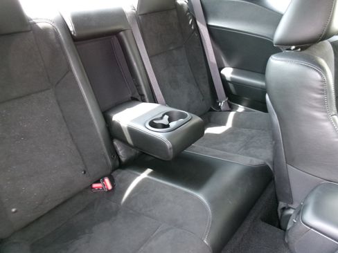 Used 2022 Dodge Challenger R/T Plus image 6