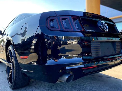 Used 2014 Ford Mustang Coupe image 14