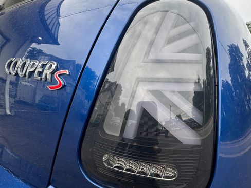 Used 2003 MINI Cooper S Hardtop FWD image 6