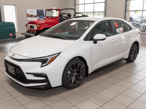 New 2026 Toyota Corolla SE image 4