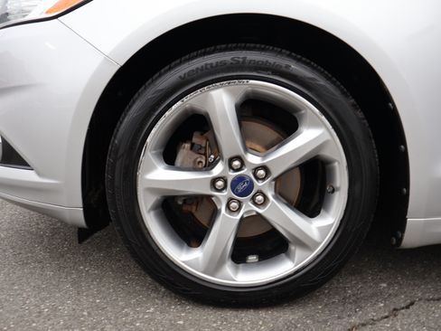 Used 2013 Ford Fusion SE image 31