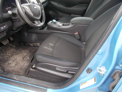 Used 2014 Nissan Leaf image 8