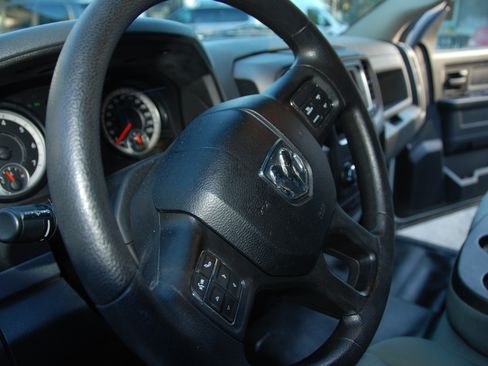 Used 2016 RAM 1500 ST image 18