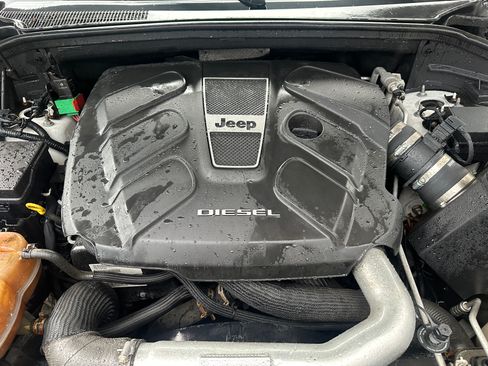 Used 2014 Jeep Grand Cherokee Limited image 19