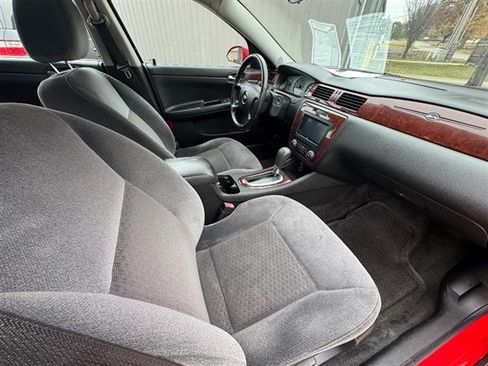 Used 2011 Chevrolet Impala LT image 15