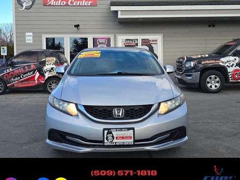Used 2013 Honda Civic LX image 2