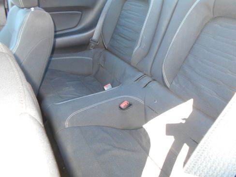 Used 2016 Ford Mustang Premium image 7