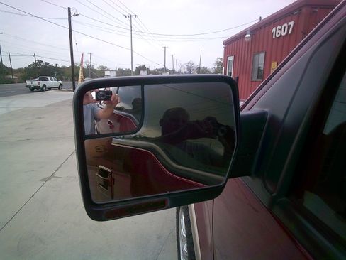 Used 2013 Ford F150 Lariat image 34