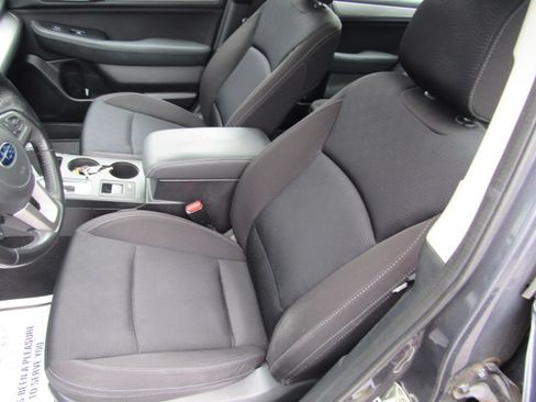 Used 2015 Subaru Legacy 2.5i Premium AWD/4WD image 11