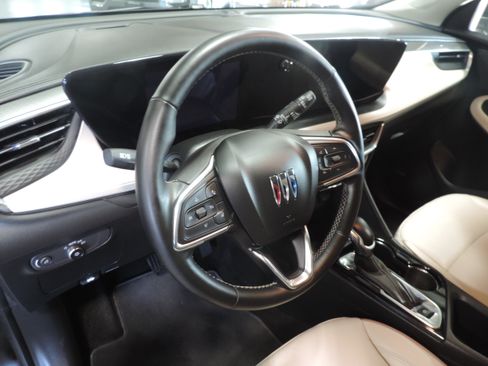 Used 2024 Buick Encore GX Avenir image 31