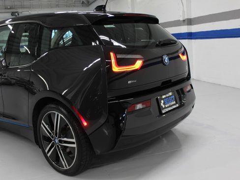 Used 2015 BMW i3 image 11