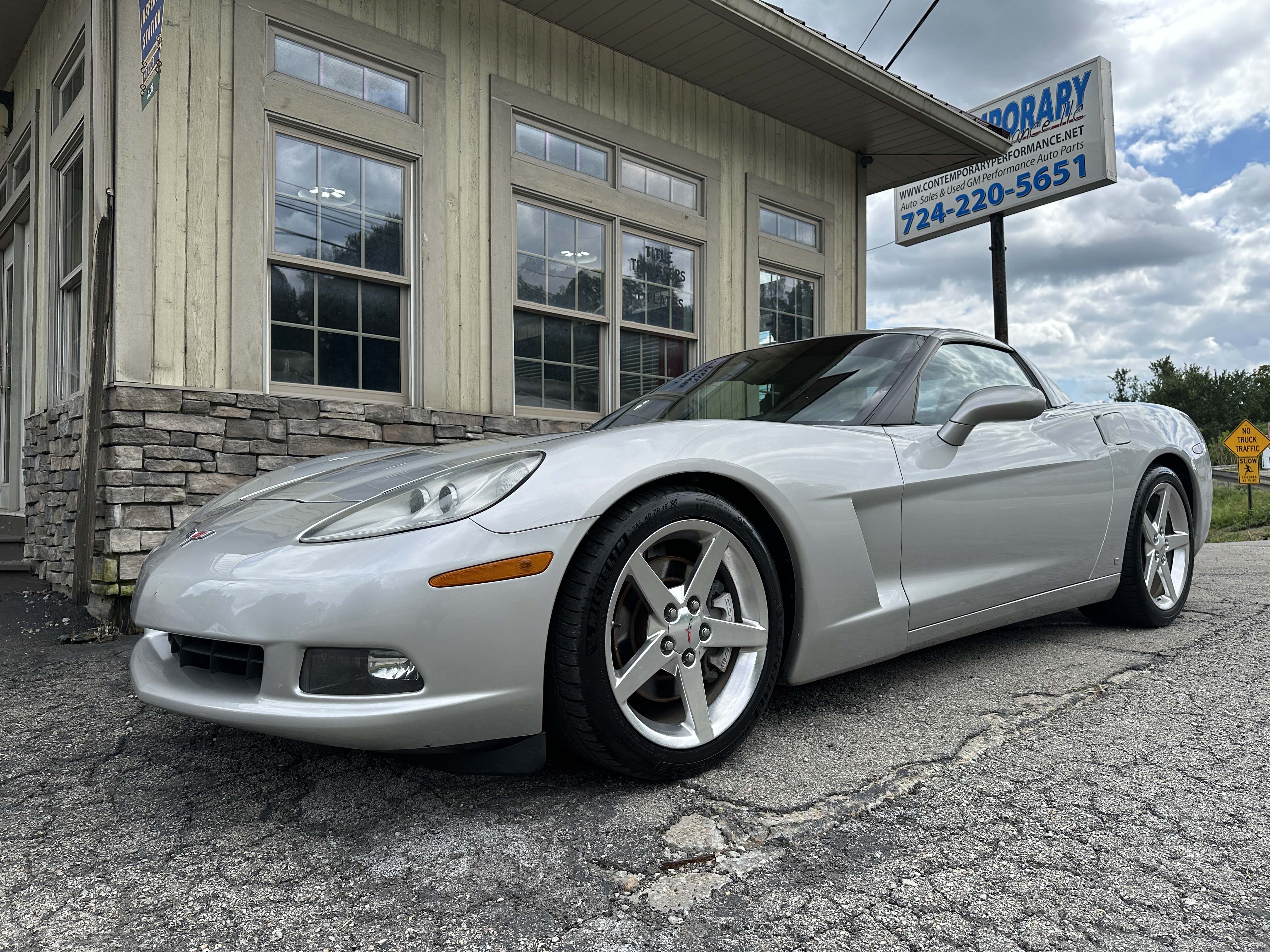 Used 2007 Chevrolet Corvette Coupe RWD image 1