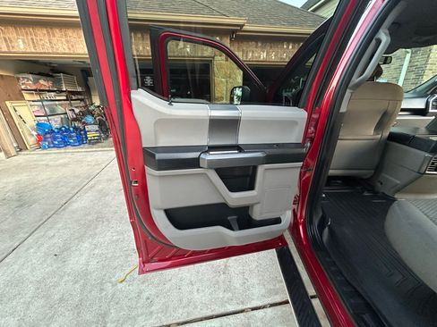 Used 2015 Ford F150 FX4 image 22