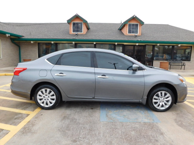 Used 2019 Nissan Sentra S FWD image 10