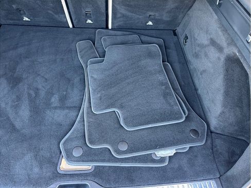 Used 2020 Mercedes-Benz GLC 300 image 49