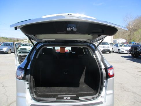 Used 2013 Chevrolet Traverse LT image 53