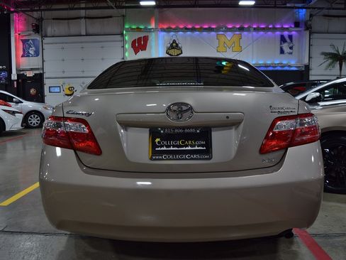 Used 2009 Toyota Camry LE image 9