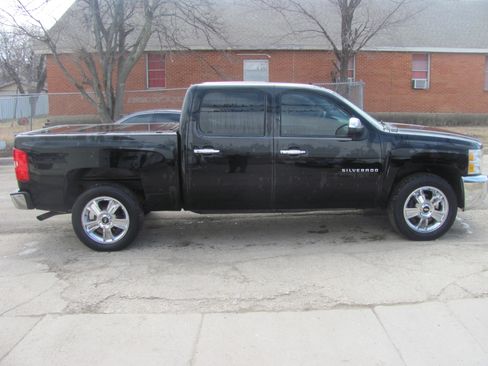 Used 2012 Chevrolet Silverado 1500 LT image 2