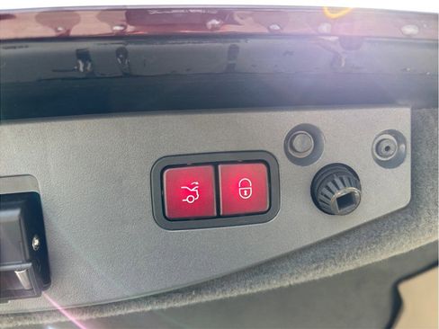 Used 2012 Mercedes-Benz SL 63 AMG image 43