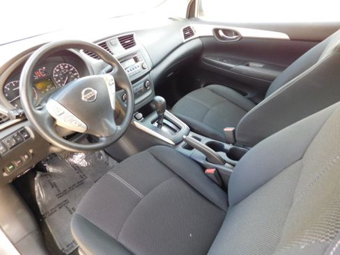 Used 2016 Nissan Sentra image 11