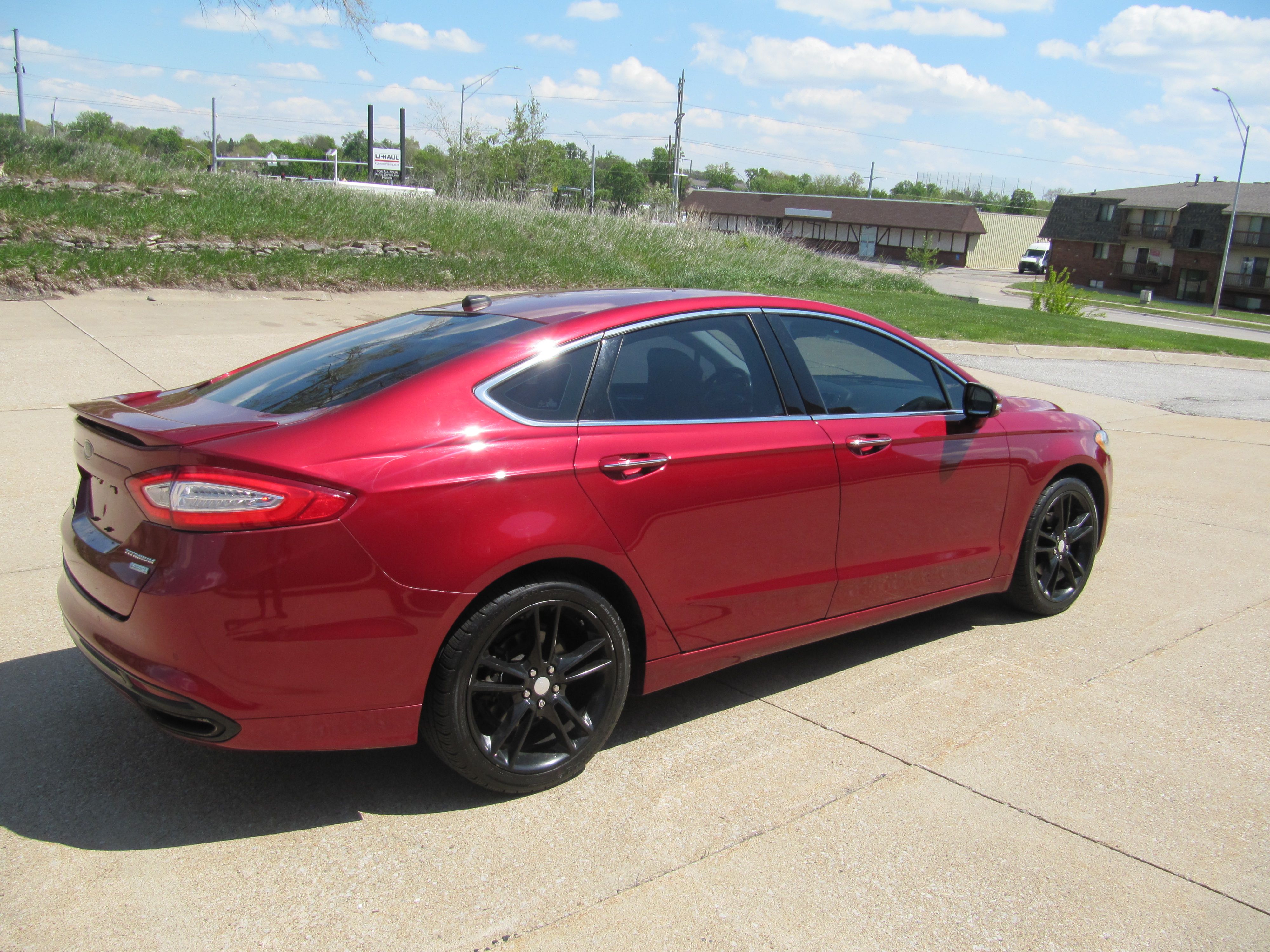 Used 2015 Ford Fusion Titanium AWD image 11