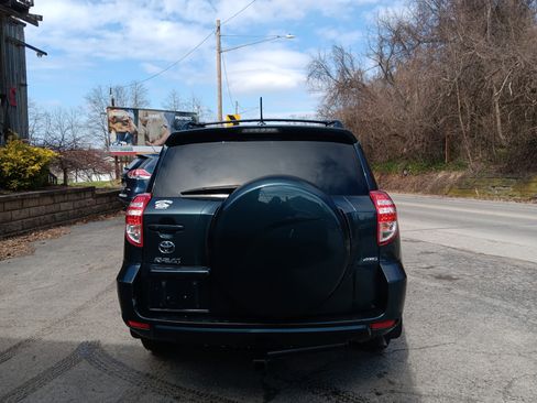 Used 2011 Toyota RAV4 Limited image 2