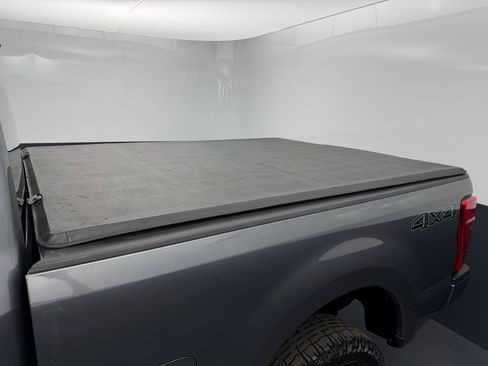 Used 2022 Ford F350 XLT image 18