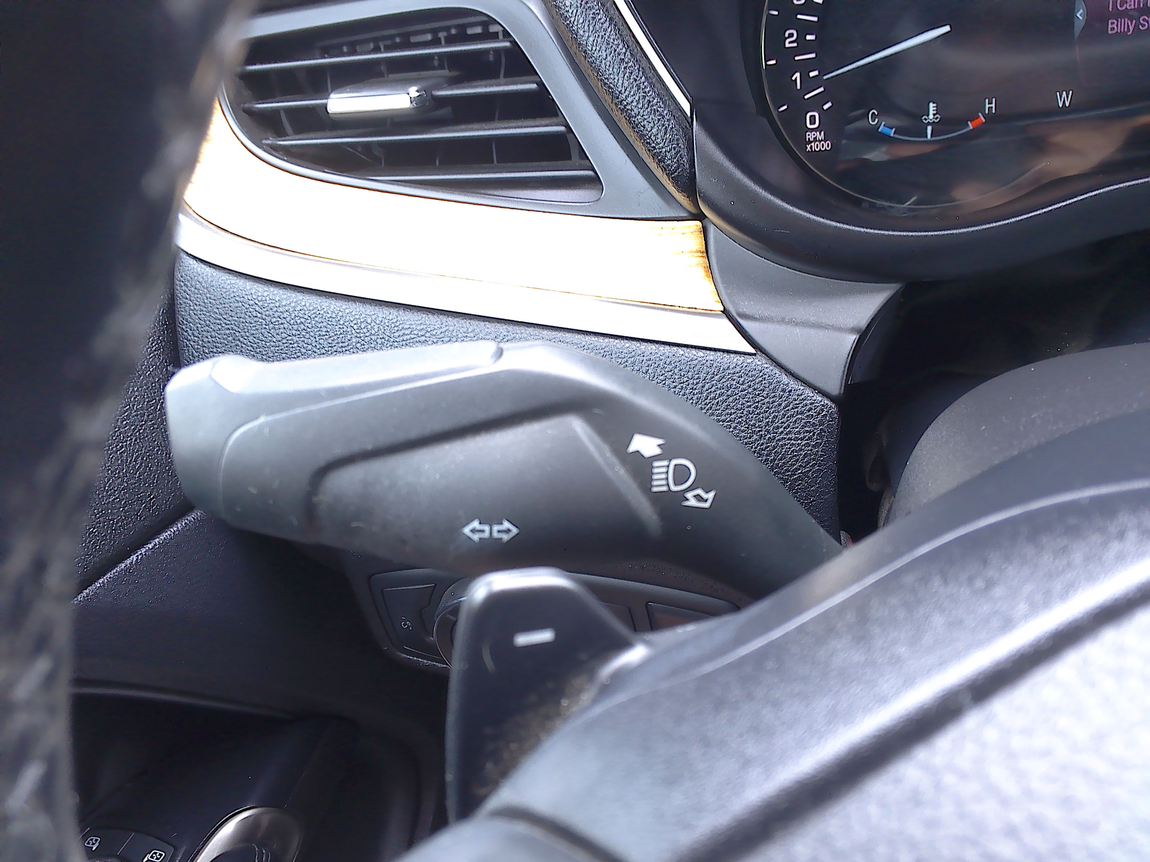 Used 2015 Lincoln MKC FWD image 31