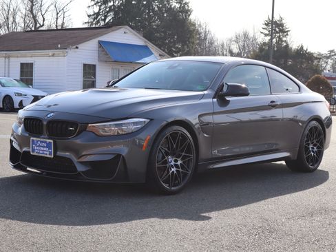 Used 2018 BMW M4 Competition image 4