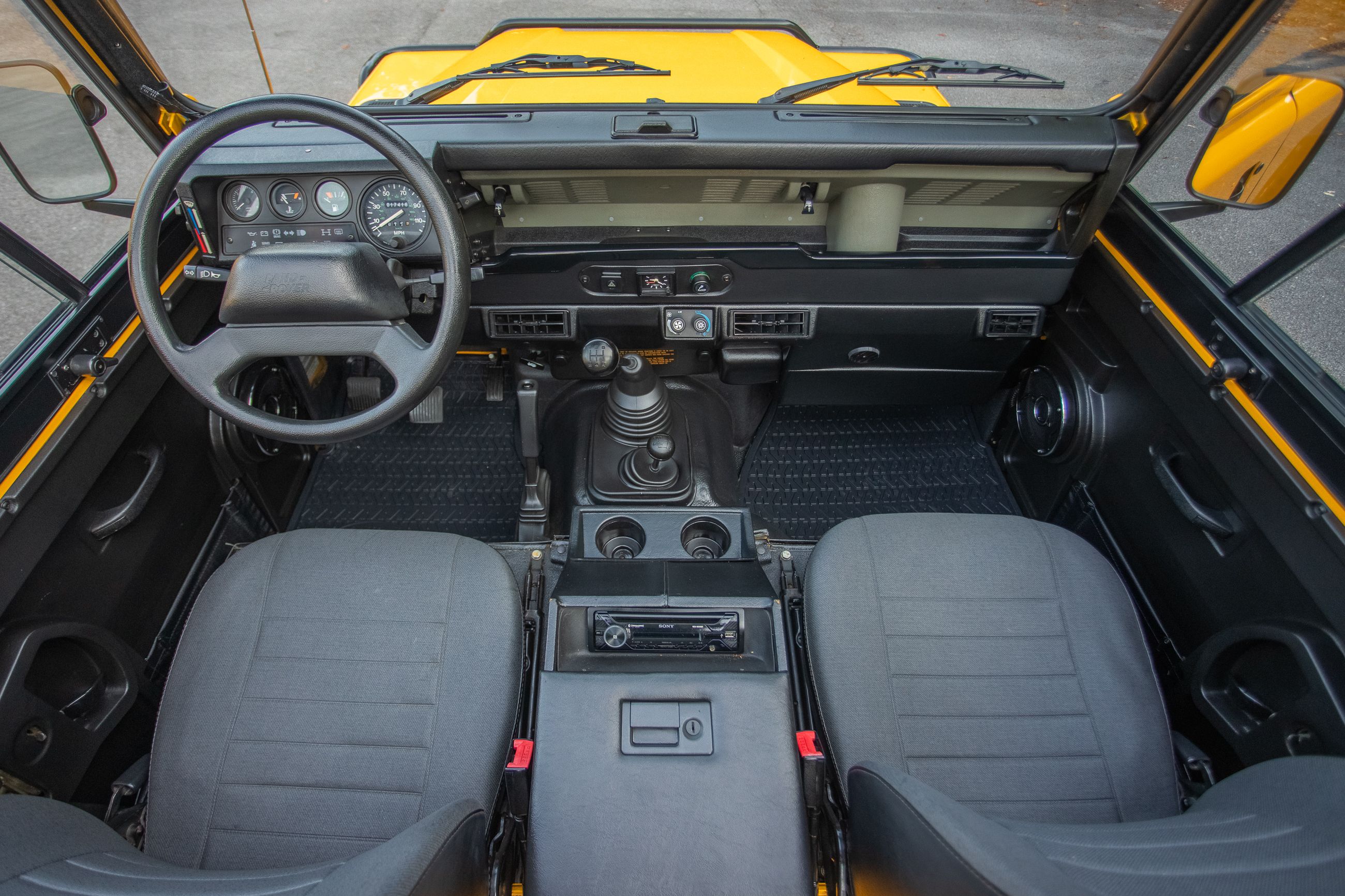 Used 1995 Land Rover Defender 90 AWD/4WD image 14