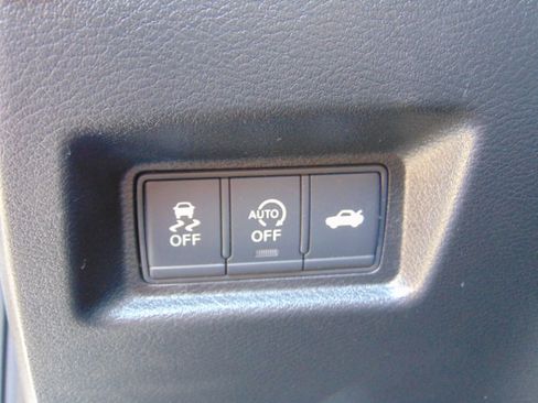 Used 2017 INFINITI Q50 2.0t image 13