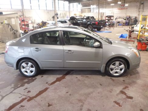 Used 2009 Nissan Sentra 2.0 S image 5