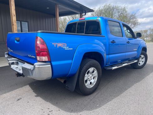 Used 2007 Toyota Tacoma AWD/4WD image 10