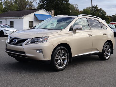 Used 2013 Lexus RX 450h image 4