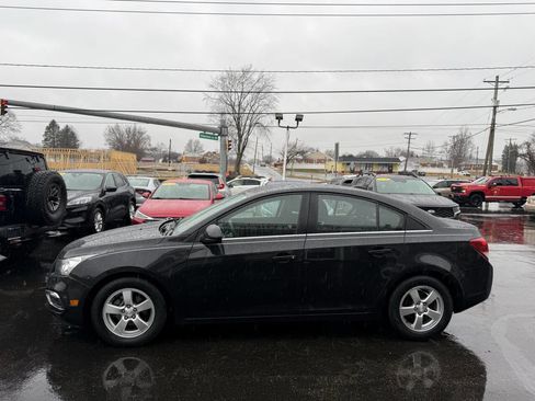 Used 2015 Chevrolet Cruze LT image 5